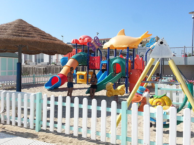 Spiaggia Fano Foto Bagni Torrette