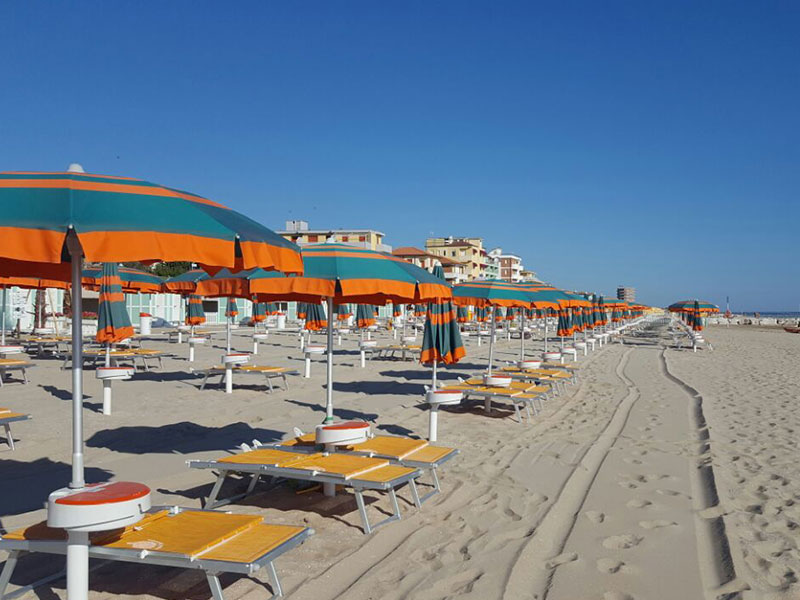 Spiaggia Fano Foto Bagni Torrette